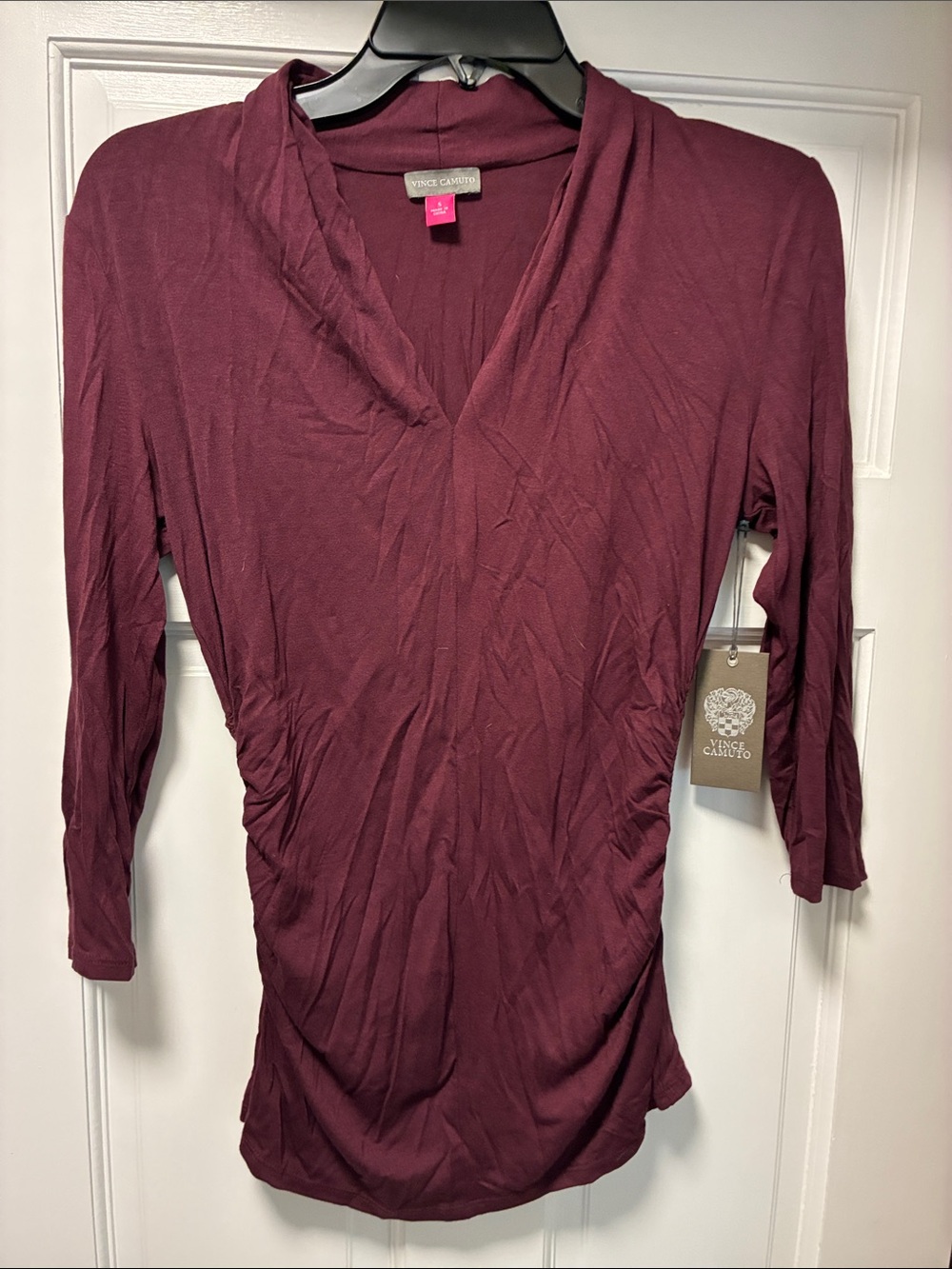 Vince Camuto Deep Wine V-Neck 3/4 Sleeve Top